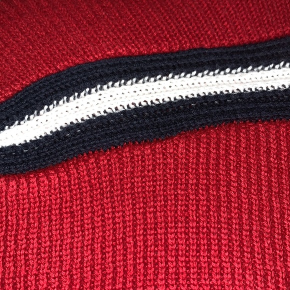 RARELY WORN!! brandy melville cropped sweater!! size: s - Picture 2 of 3